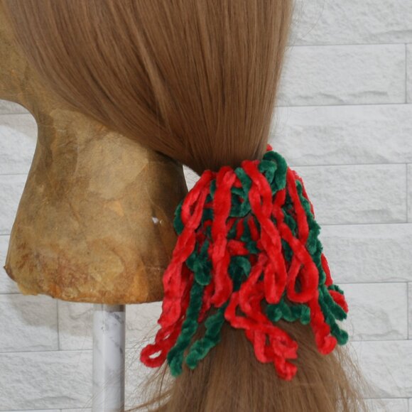 HAND CRAFTED Hair Scrunchie Fringe Crochet Kids Chenille Velvet Xmas Green Red - Picture 4 of 11